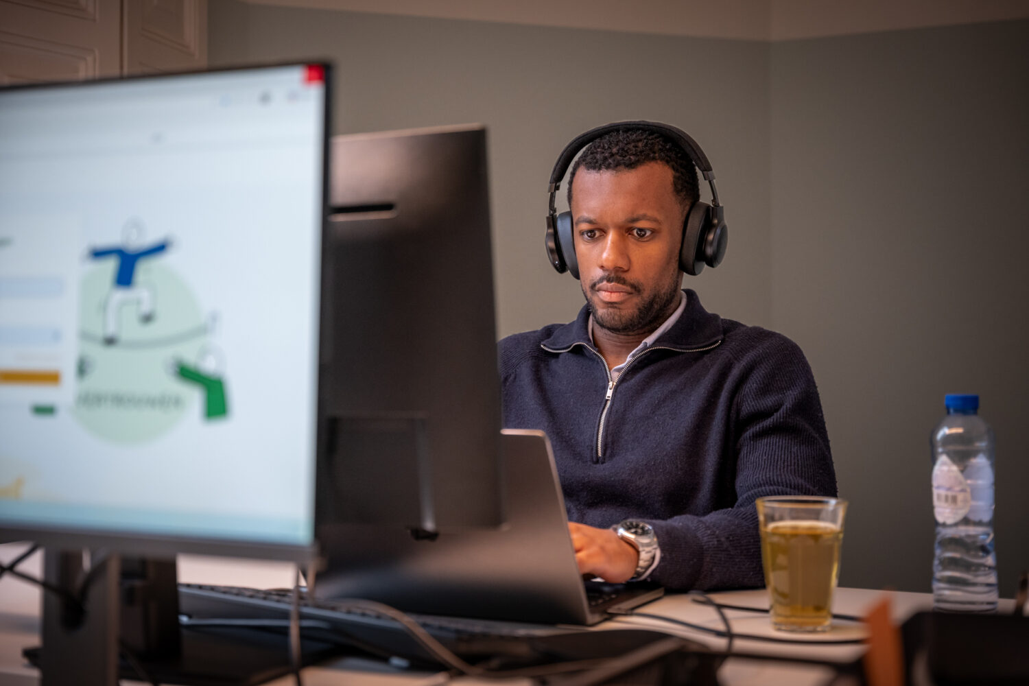 De werkdag van Ilay Beeldsnijder: ‘De samenleving is gebaat bij goede conflictoplossers’